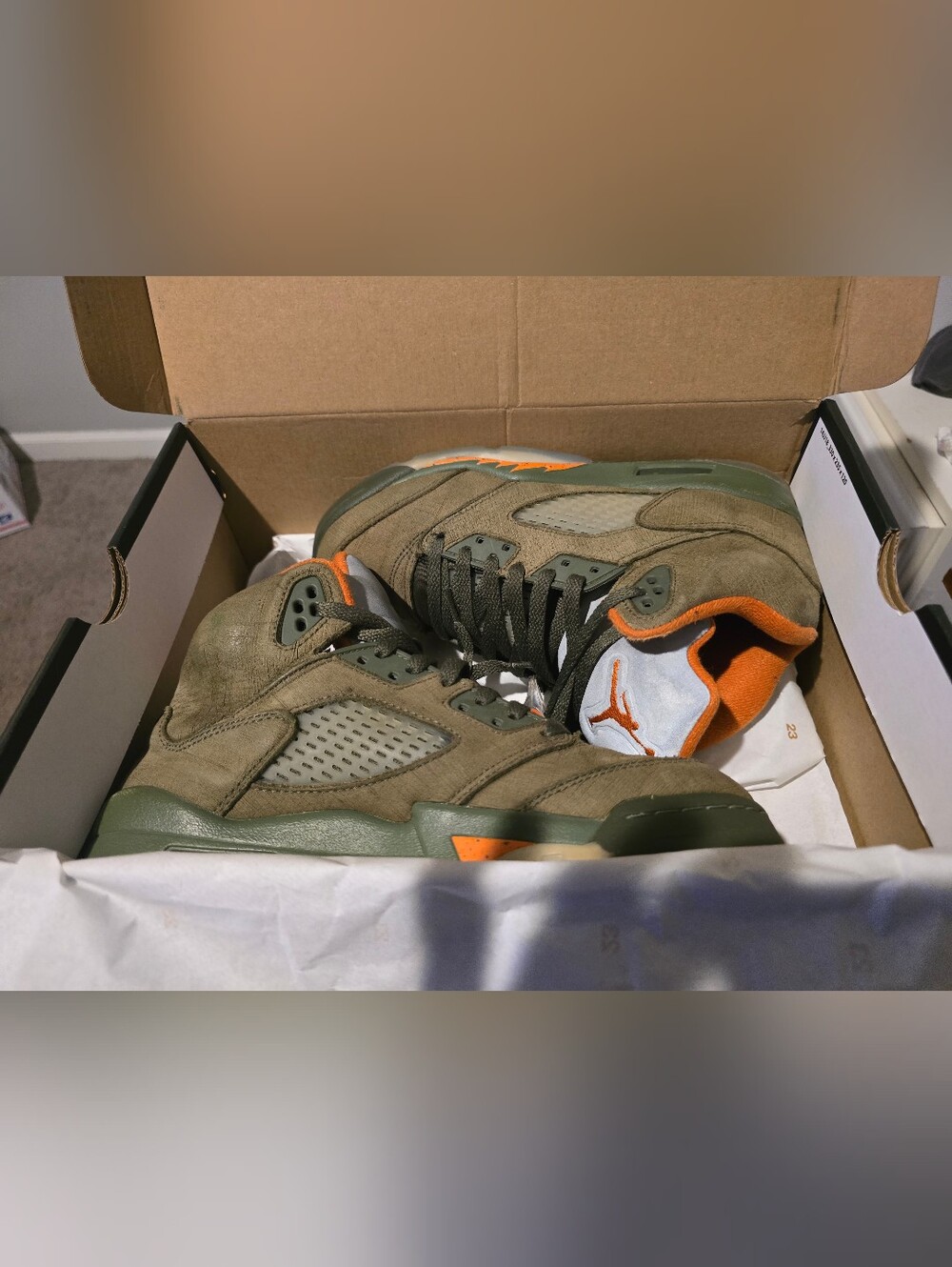 Nike Air Jordan V 5 Retro Army Olive Solar Orange Undftd DD0587-308 sz 7Y Men's